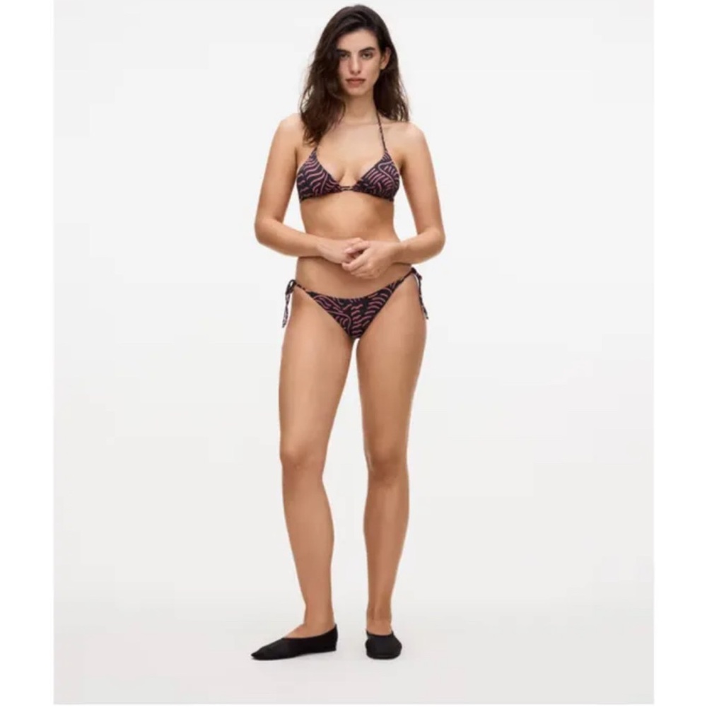 OAS Brown and Black Bikini Swimwear Set selling because it is too small, I am xl